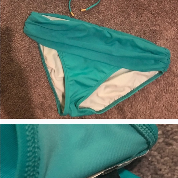 Resell from posh - Picture 3 of 3